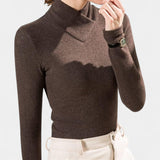 Veronika – Elegantní rolák s přiléhavým střihem