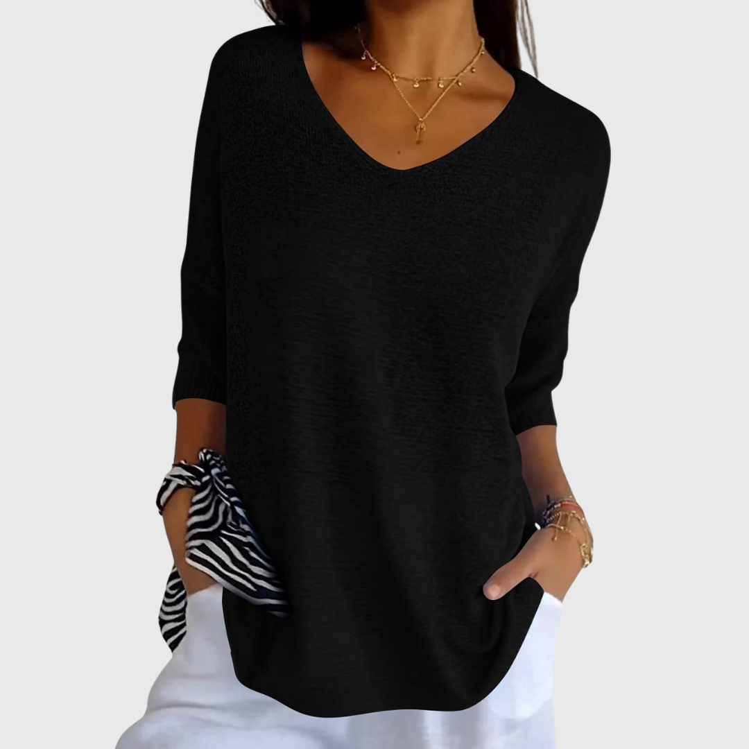Cassandra – Elegantní top s V výstřihem