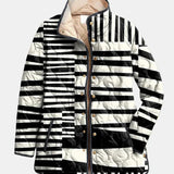 Miren | Černá a bílá abstraktní prošívaná bunda