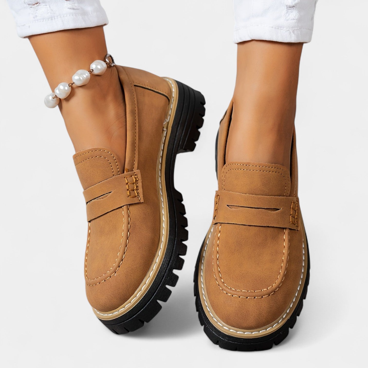 Michaela – Mokasíny na silné podešvi